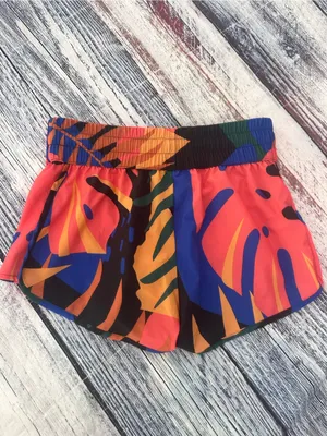 DSG High Rise Stride Performance Shorts in Tropical Print thumbnail 4