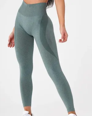 NVGTN Contour Seamless Leggings thumbnail 2