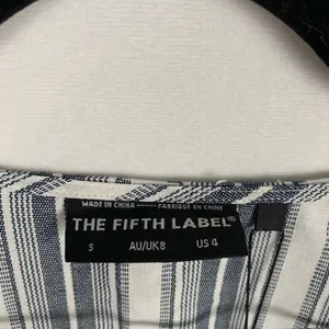 The Fifth Label Guide Stripe Top Tie Front‎ Blouse Blue White NWT S thumbnail 7