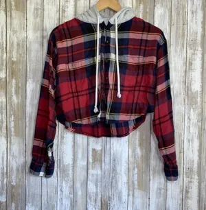 American Eagle Cozy Cabin Cropped Hoodie Flannel •XS thumbnail 3