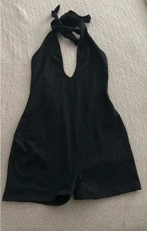 Black Romper Shein sleeveless  thumbnail 1