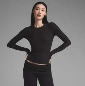 SKIMS Cotton Rib Long Sleeve T-Shirt XS thumbnail 1