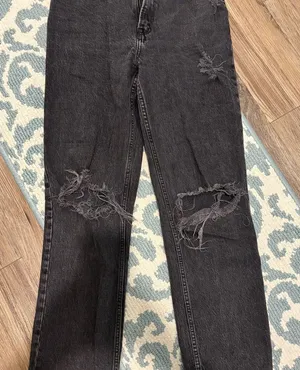 Abercrombie & Fitch Ultra High Rise 90’s Straight Denim thumbnail 1
