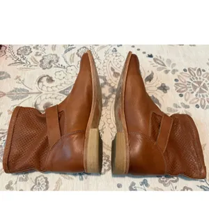 Modern Fiction Brown Leather Ankle Boots Buckle Strap Harness Size 40 US 9 thumbnail 7