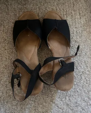 Black Bass Wedge Sandals Size 7.5 thumbnail 1