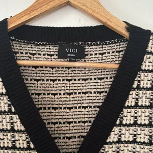 Woodrow cardigan with gold buttons NWOT thumbnail 3