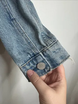 Blanknyc Denim Jacket Distressed Medium Wash Raw Frayed Hem Cropped Y2K size XS thumbnail 5