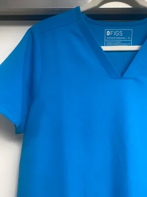 FIGS Scrub Top thumbnail 3