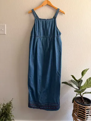 Take Nine Maternity Women's Size S Blue Denim Embroidered Midi Dress thumbnail 2