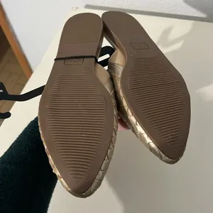 New Time & Tru Women’s Gold Woven Memory Foam Mule Sandals Size 6 NWT thumbnail 7