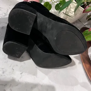 G by GUESS Womens Black Velvet Rhinestone Studded Block Heel Ankle Boots 7.5M thumbnail 8