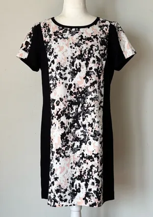 Y2K Banana Republic Abstract Black White Mini Dress Size 8 thumbnail 1