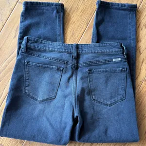 KanCan 90s Boyfriend Jeans Women’s Size 9/28 Black Denim High Rise Casual Stretch thumbnail 4