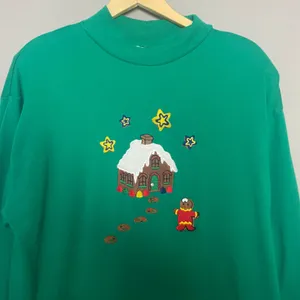 Karen Scott Vintage 90s Christmas Sweatshirt Gingerbread Man House Green Women Size XL Retro thumbnail 3