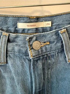 Levi's High-Rise Light Blue Wide-Leg Jeans thumbnail 2