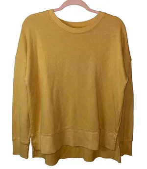 Time and Tru Mustard Yellow Crewneck Sweatshirt Medium‎ Casual Pullover Top thumbnail 1