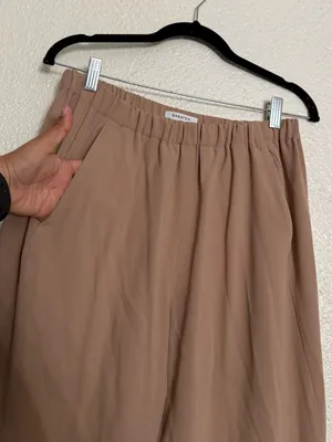 Aritzia Babaton Dexter Pull On Ankle Length Tuxedo Pant Size Medium In Camel thumbnail 5