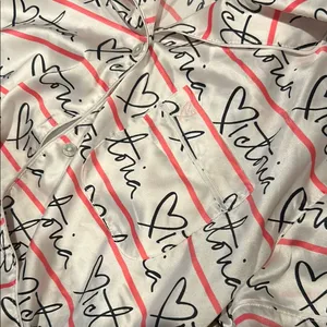 Victoria’s Secret Pink White Logo Two Piece Pajama Sleep Set Size Small thumbnail 9