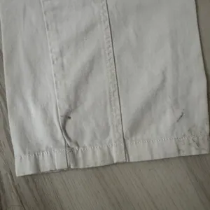 Cream Straight thumbnail 3
