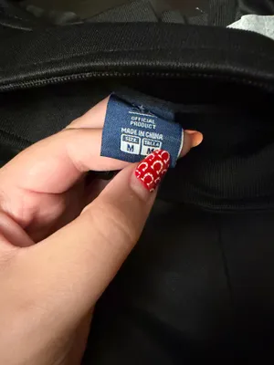 Zip up Black Size M thumbnail 2