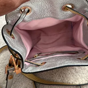 Cute , small metallic bucket purse -made in Italy thumbnail 7