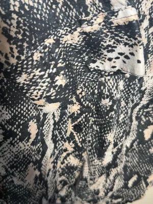 Calvin Klein Women's Snake-Print Button Front Shirt - Black/Ivory 100% Linen XL thumbnail 7