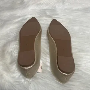 Gold Textured Pointed Toe Flats Women’s Size 8 thumbnail 4