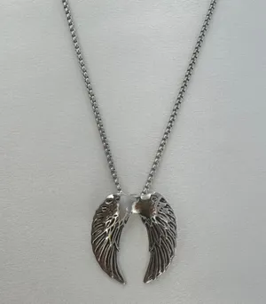 Angel Wings Pendant Necklace for Men Women Streetwear Punk Hip Hop Unisex Style thumbnail 2