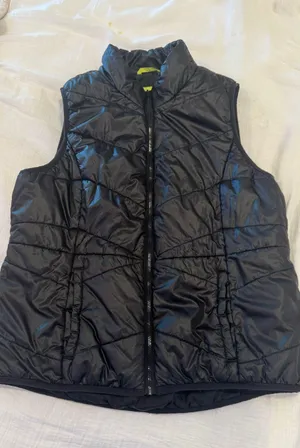 Black Vest Size XL thumbnail 1