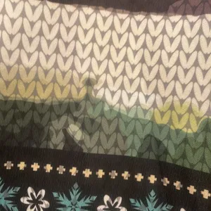 Oversized ugly Christmas sweater size s to l long sleeves graphic print thumbnail 7