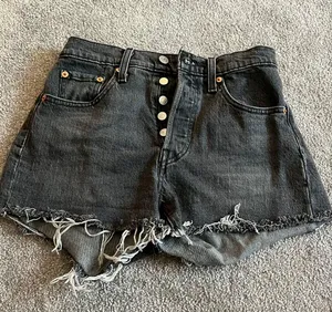 Levi's 501 Shorts thumbnail 1