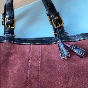 Coach Burgundy Suede Hampton Shoulder Bag thumbnail 11