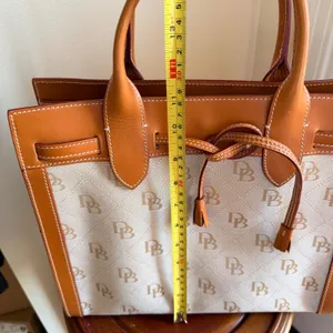 Vintage Dooney & Bourke Italy DB Monogram Canvas Leather Tote Tan Cream Preppy thumbnail 7