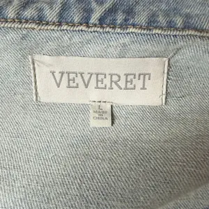 Veveret Denim Utility Jean Jacket Light Wash Oversized Cargo Pockets Size Large thumbnail 7