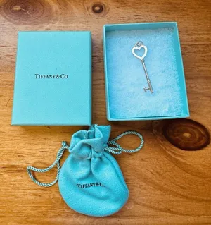 Tiffany & Co Elegant Large Sterling Silver Open Heart Key Pendant Only W/Box‎ thumbnail 1
