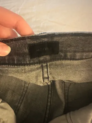 MOTHER The Weekender Denim Fray thumbnail 5