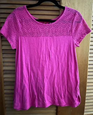 Gap short sleeve top in Raspberry sherbet size medium thumbnail 1