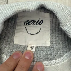Aerie Bear Trail Gorpcore Gray Get Away Oversized Crewneck Sweatshirt size xxs thumbnail 6