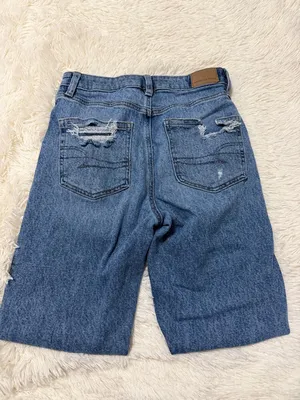 American Eagle Highest Rise Mom Jean thumbnail 5