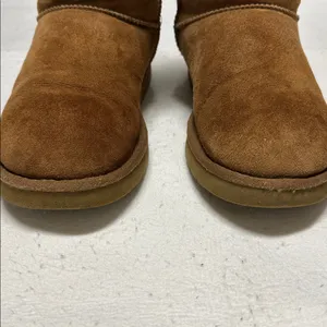UGG Short Suede Chestnut Brown Boots 5825 size 8 thumbnail 4
