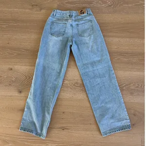 White Fox Jeans Low Rise Straight Leg Size XS Blue thumbnail 3