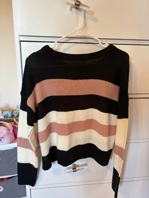 Francesca's Sweater Knit thumbnail 4