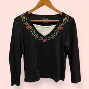 Adorable 90’s-y2k black white collar embroidered holiday bling trim top thumbnail 1