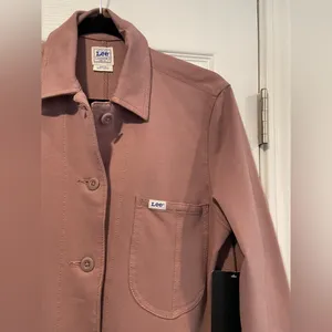 NWT Lee Layers Size XS Mauve Long Sleeve Button Front Collared Shacket Shirt thumbnail 3