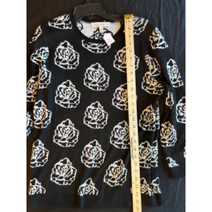 LOFT Ann Taylor Black White Rose Floral Wool Blend Sweater Large 357789 thumbnail 4