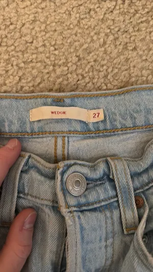Wedgie Levi’s Jeans thumbnail 3
