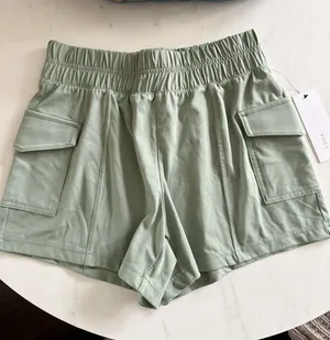 NWT Yogalicious Lux Trail Path Short thumbnail 1