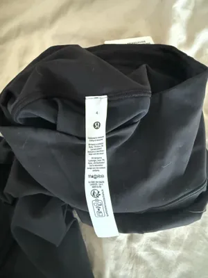 NWT Lululemon Leggings Wunder Under High-Rise 25" thumbnail 5