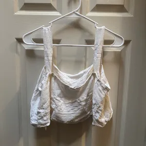 Reformation Women’s Crop Top thumbnail 2