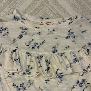 Rebecca Taylor Women’s Blue Floral Ruffle Sleeve Top - Size XS thumbnail 2